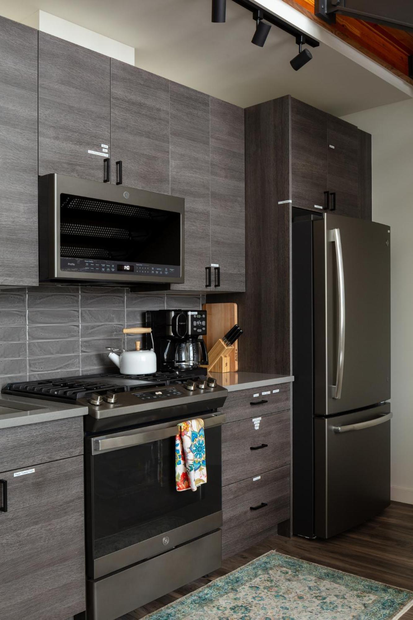 Gorgeous Midtown Condo Бозман Экстерьер фото